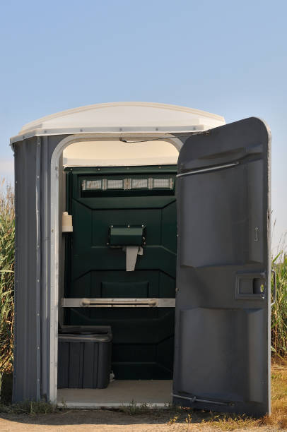 Best Porta potty delivery and setup  in Indianola, MS